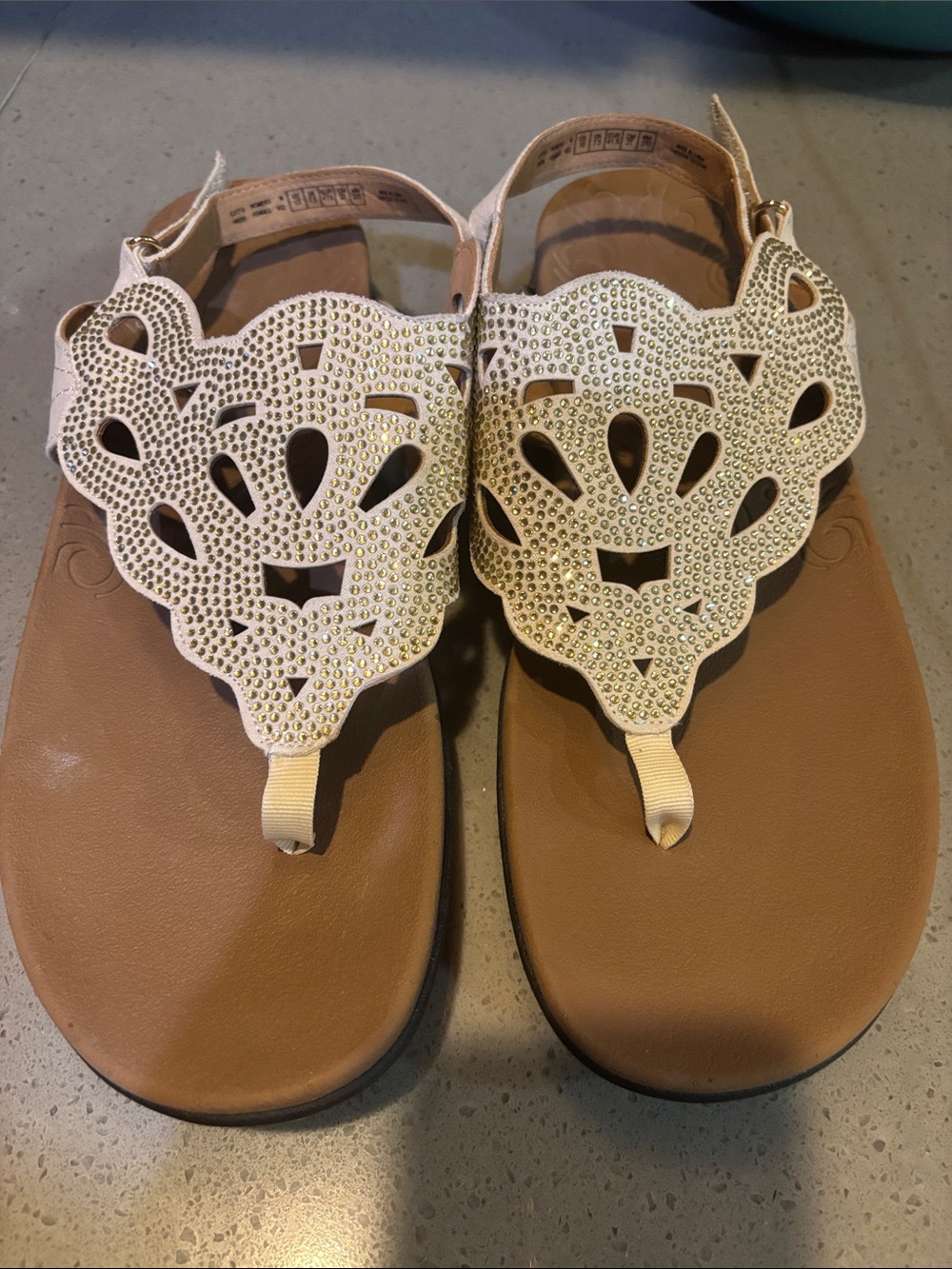 Rockport Ridge Sling Sandals Gold Bling Rhinestone Laser Cut CJ1715 Women's 10 M
